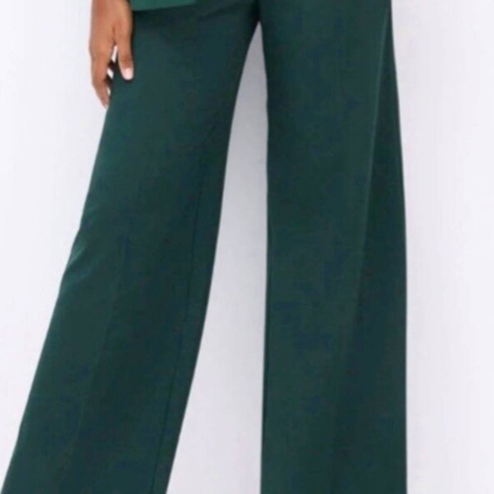 Nyc and company turquoise pant.